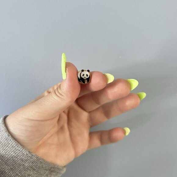 Vintage Panda Mini Pin Metal Enamel Lapel Hat Small Tiny White Black - Picture 1 of 6